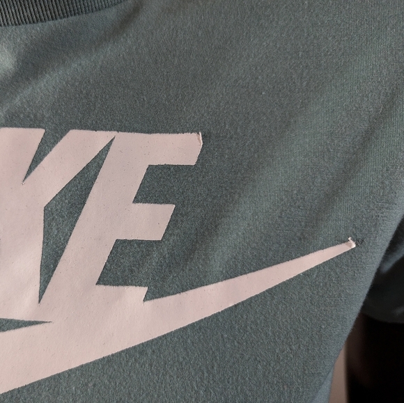 The Nike Tee Cropped - Size XS - Picture 3 of 11